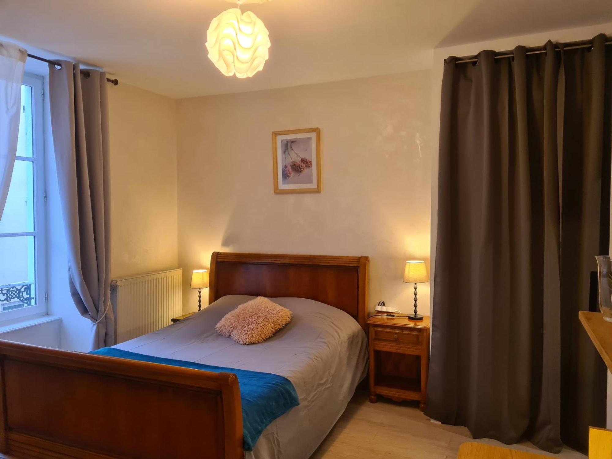 Appartement Hyper-Centre איסוואר מראה חיצוני תמונה