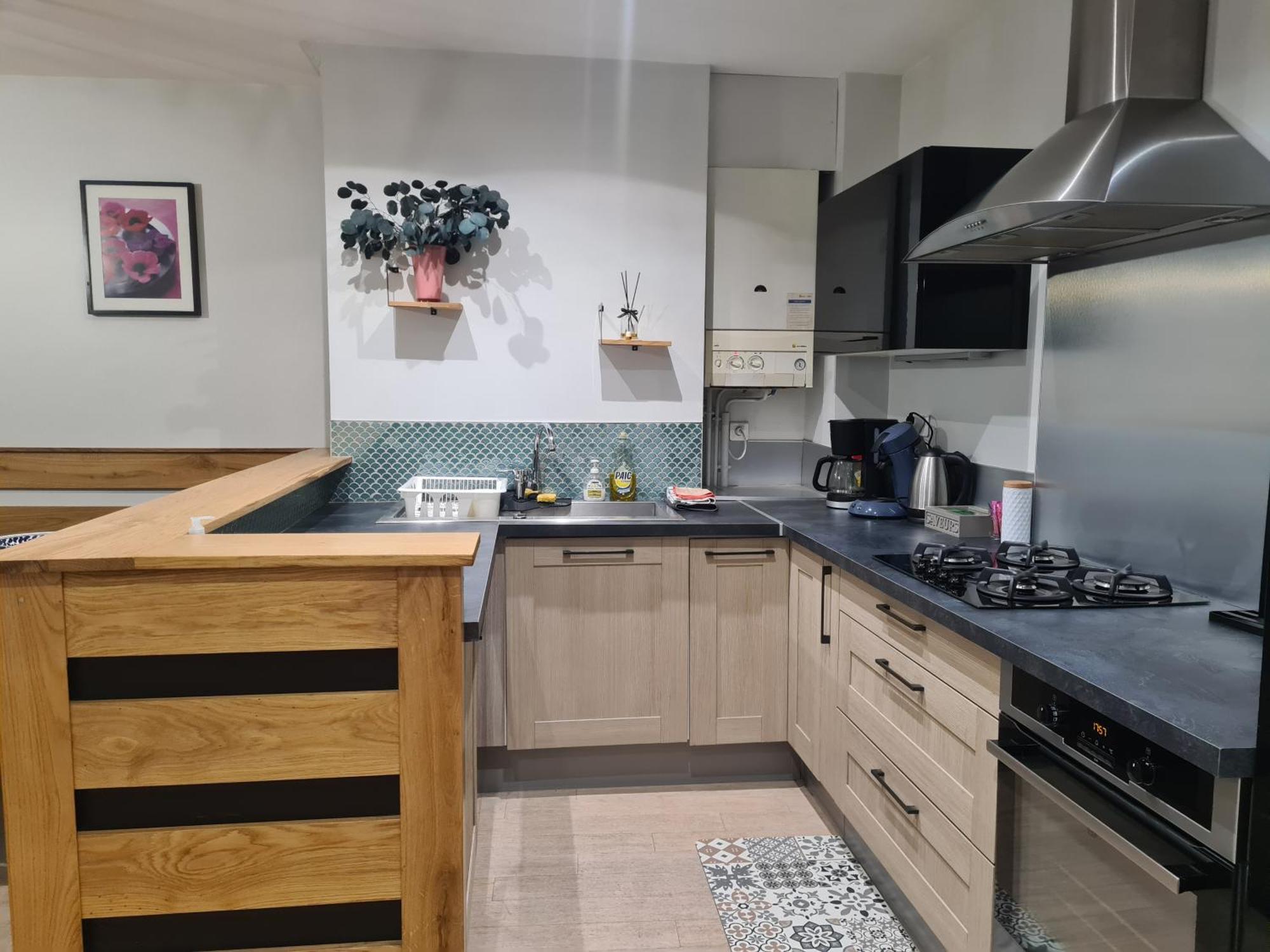 Appartement Hyper-Centre איסוואר מראה חיצוני תמונה